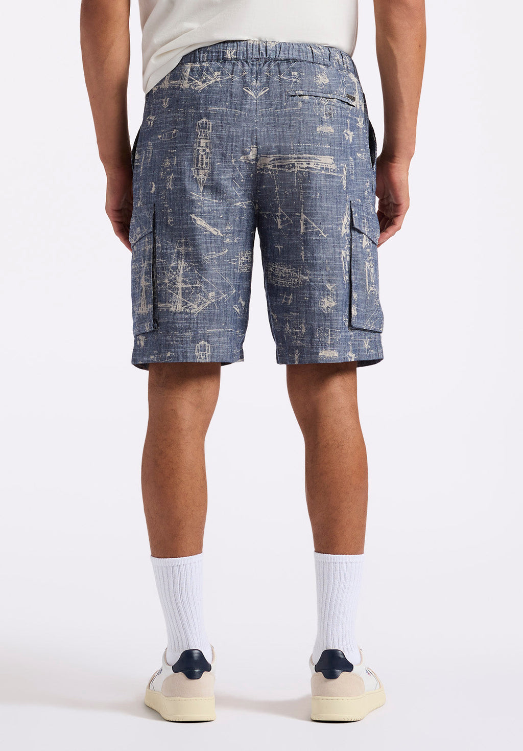 Halten Men's Relaxed Fit Printed Cargo Shorts, Whale - BM24558