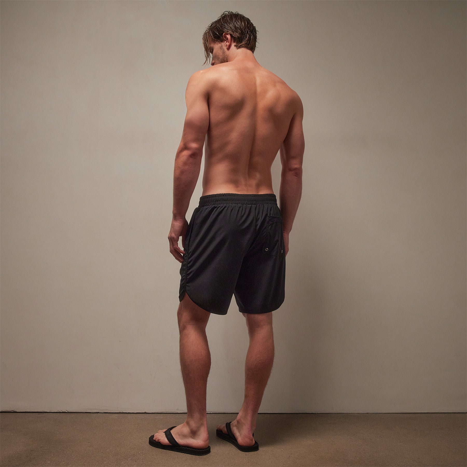 Curved Hem Boardshort - Black/Black